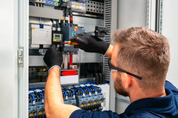 Best Affordable Emergency Electrician  in Ferguson, MO